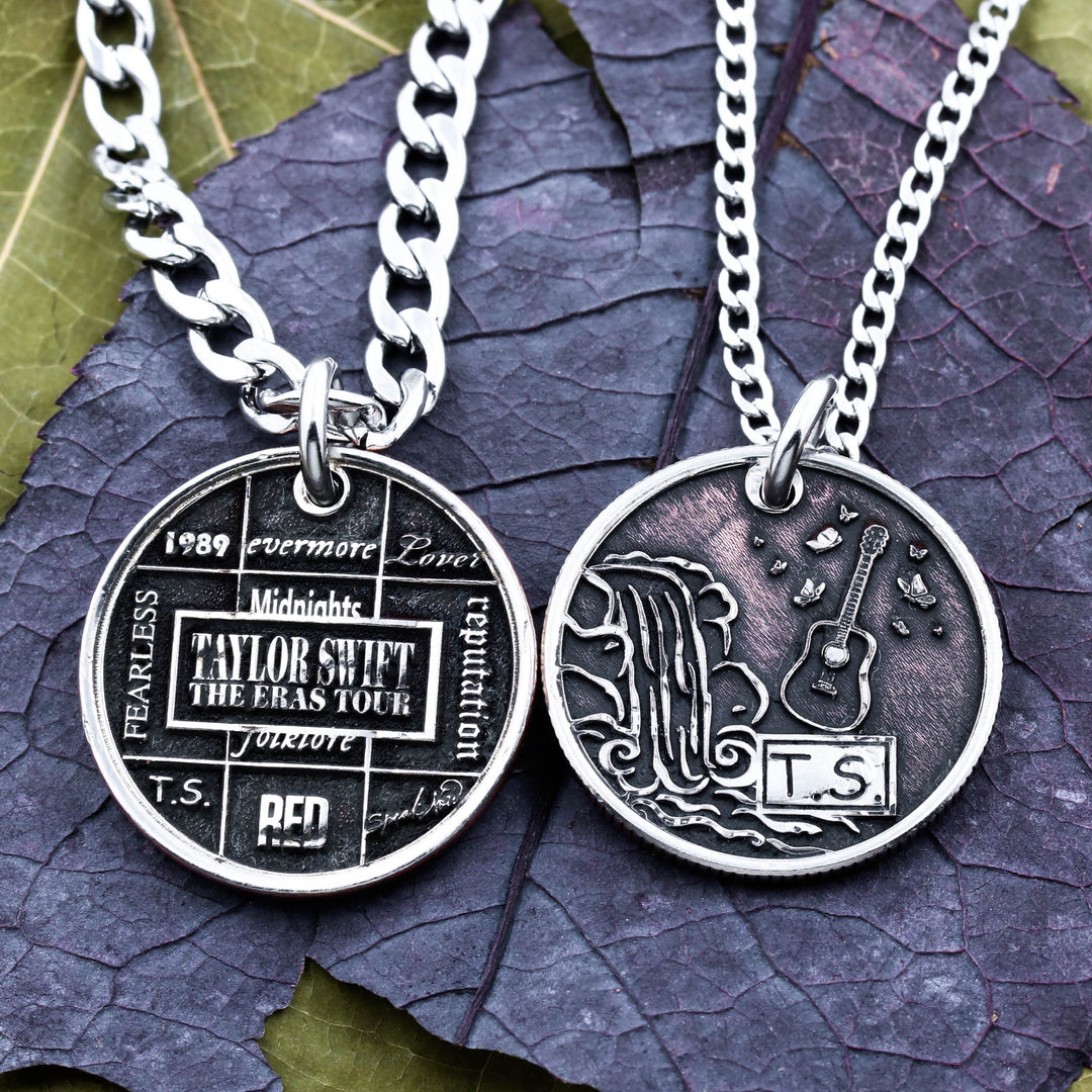 taylor swift “capture it remember it” vault key necklace
