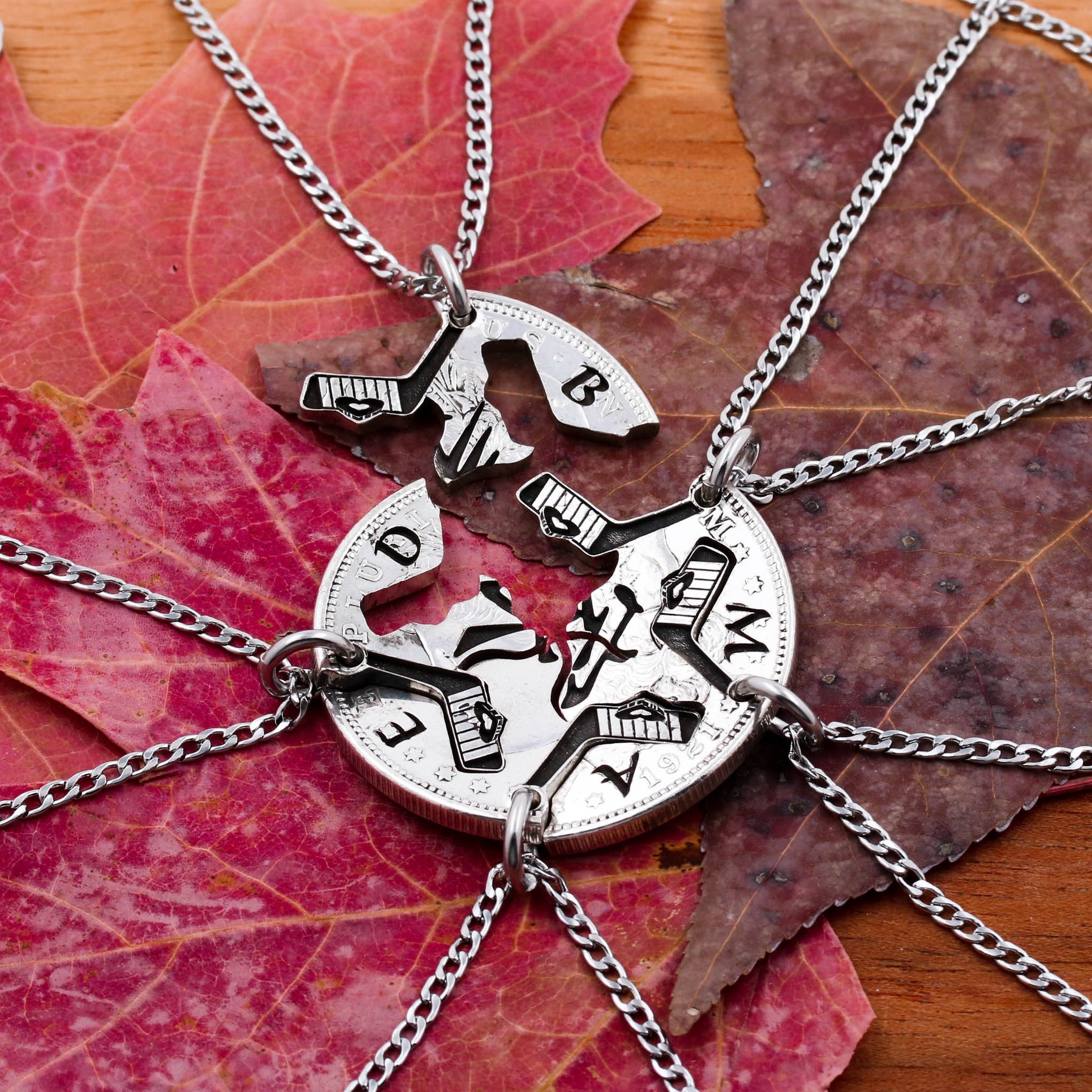 5 Best Friend Necklace Five Piece Puzzle Heart Necklace - Etsy | Collares  bff, Joyas de disney, Collares de amigos