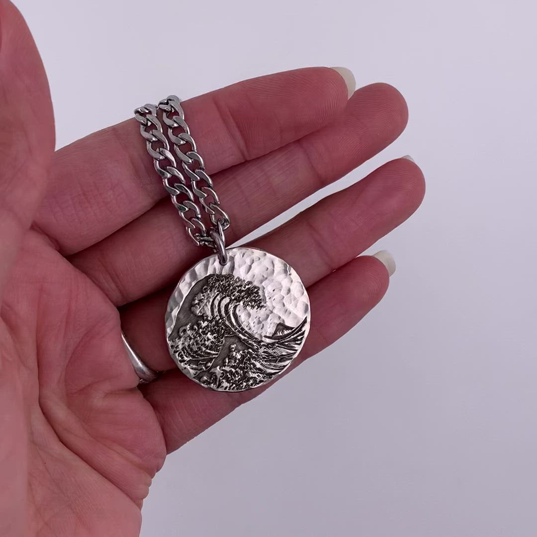 Great Wave Off Kanagawa Silver Necklace – Namecoins