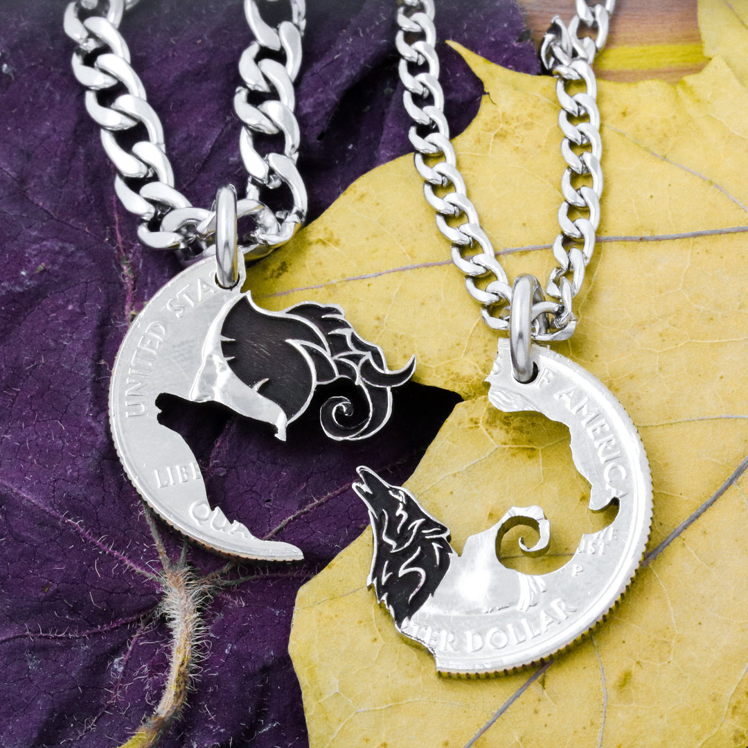 Wolf Interlocking Couples Necklaces Engraved Wolf And Elephant
